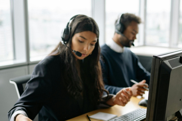 所有咨询都汇入到一个工作台 所有咨询都汇入到一个工作台